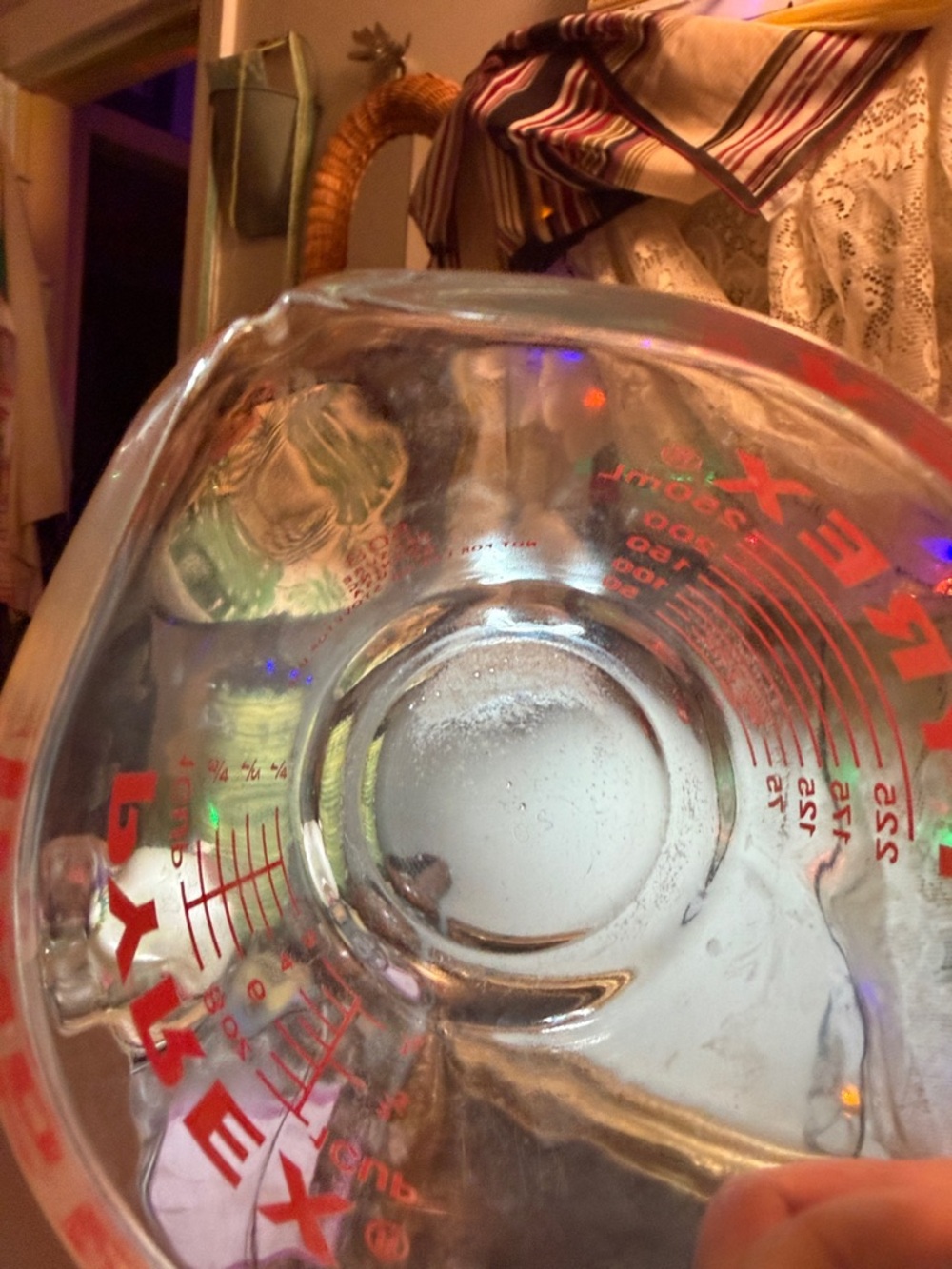 Vintage PYREX Measuring Cup Set (2) - 1 Cup & 2 Cup - USA Borosilicate Glass - Picture 13 of 13